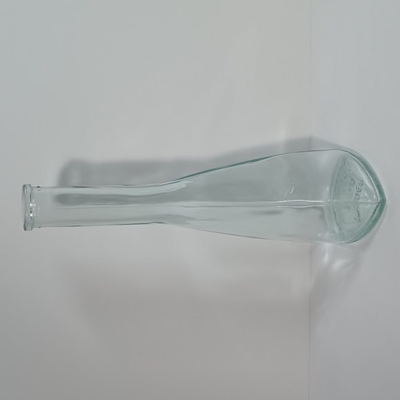 Rare VTG European Bottle Single Bud Triangular Vase Marked Mod Dep 3A 20cl 3mm65 - Picture 4 of 10